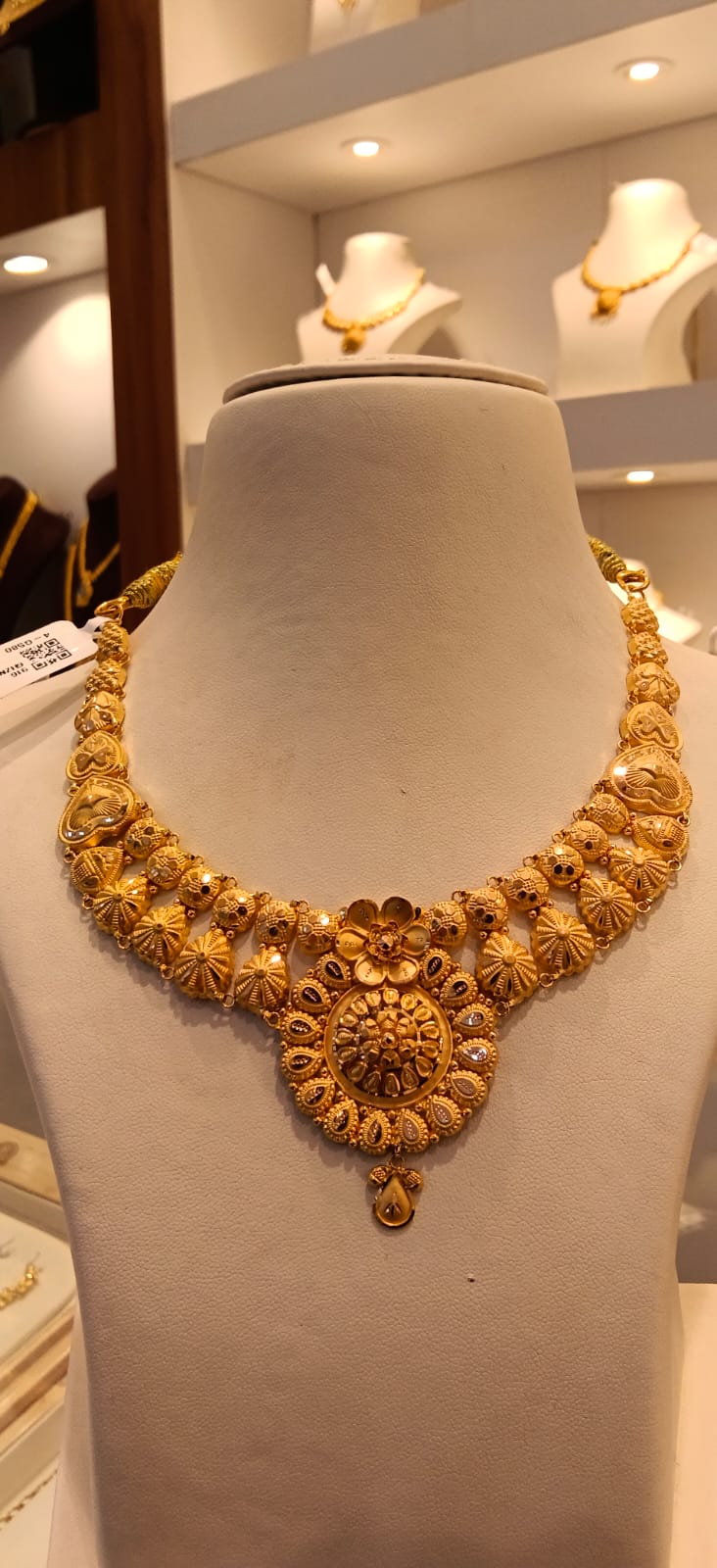 Neckles 